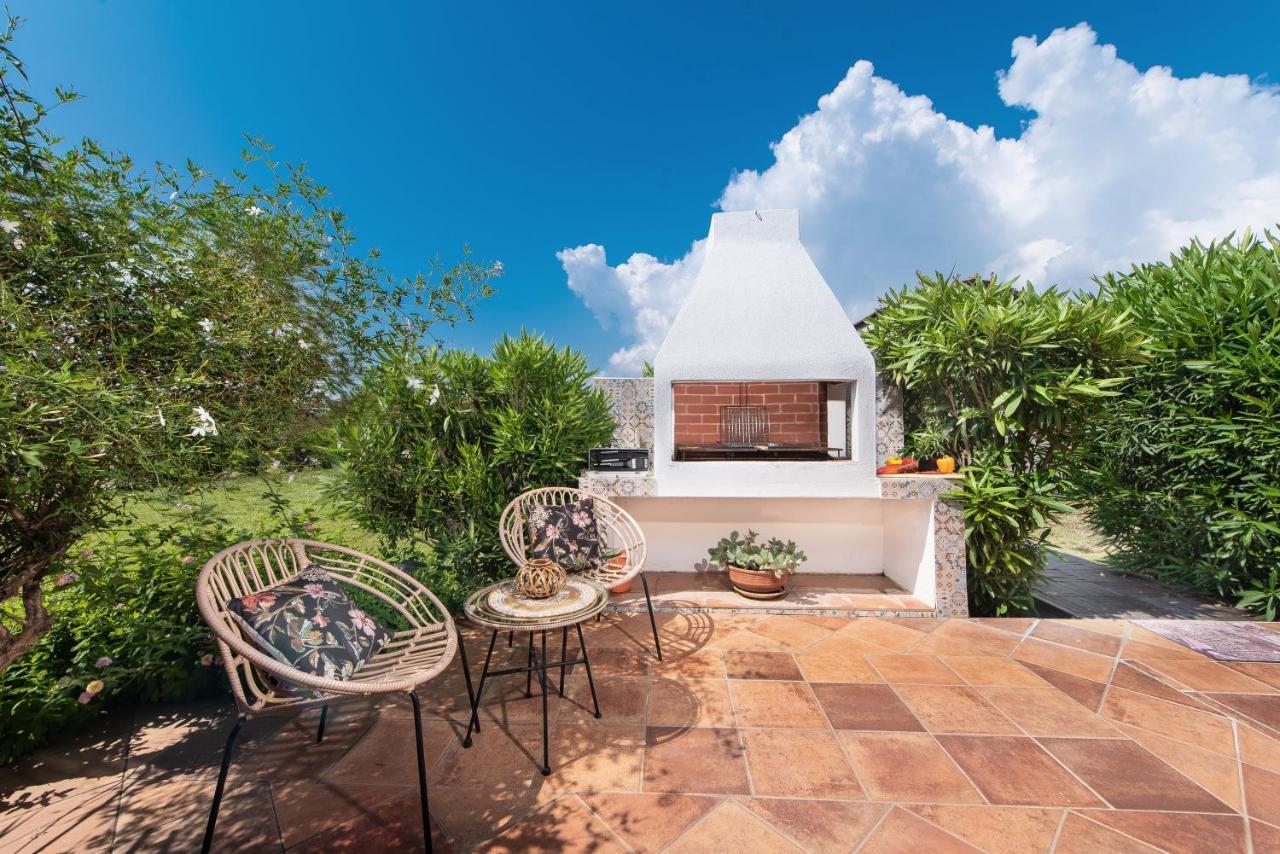 Aelia Sea View Bungalow Gennadi Bagian luar foto